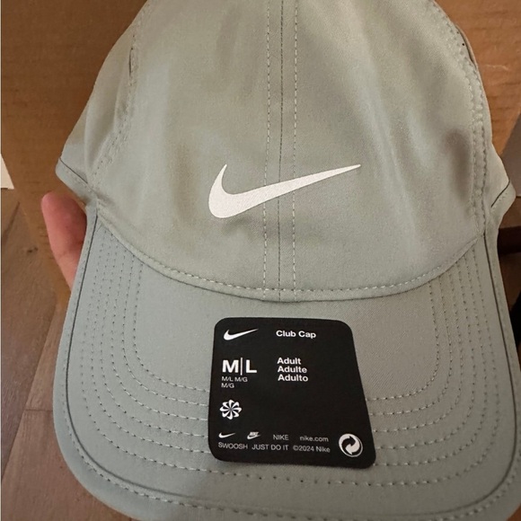 NWT Nike Club hat - Picture 4 of 4